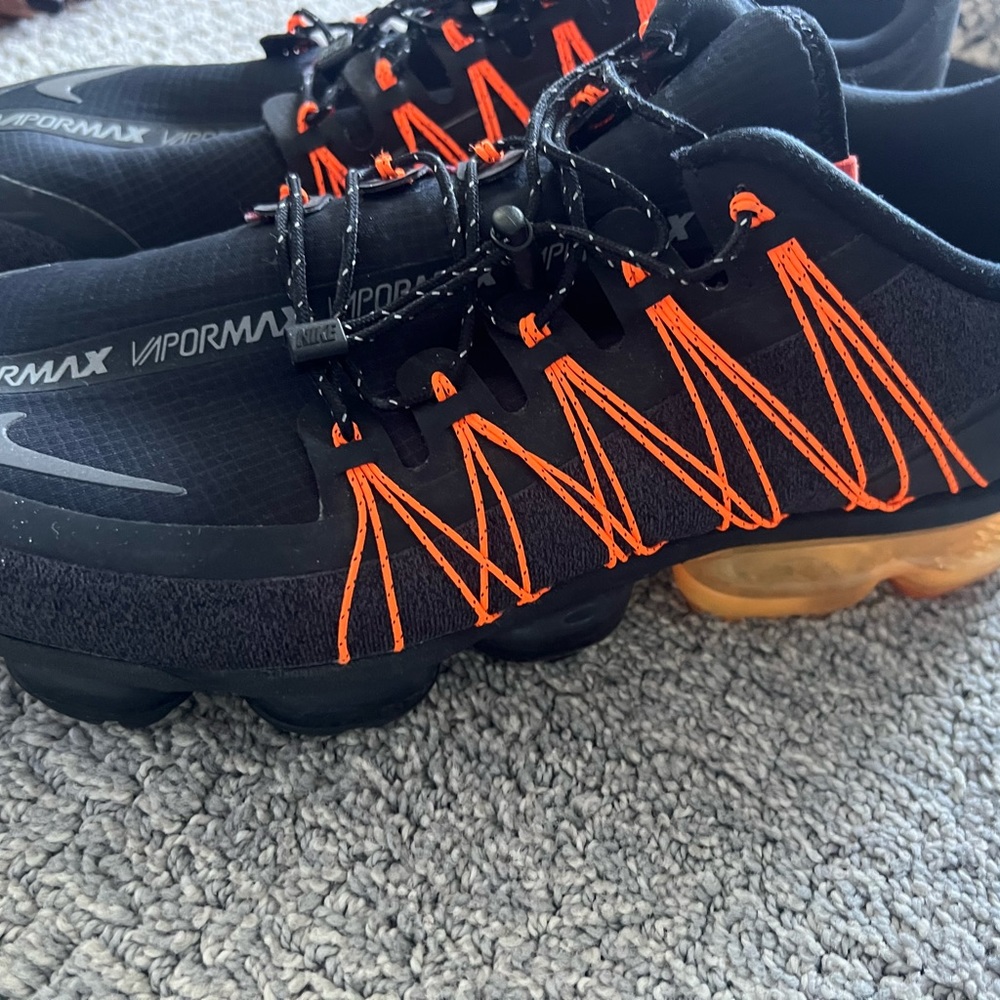 Vapor Max - Picture 3 of 5